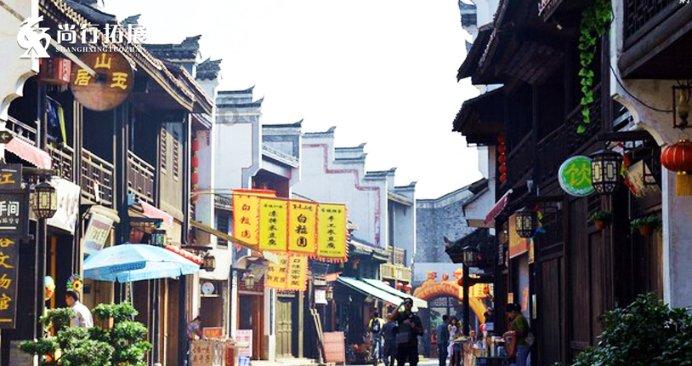 17年全球明星最高收入榜：老外只承认成龙不承认吴京？