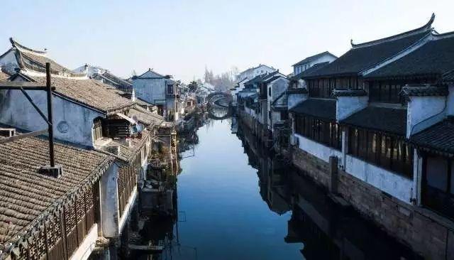 毁灭战士4